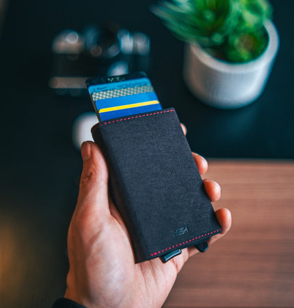 Billetera Tarjetero Noble - Gris con Rojo